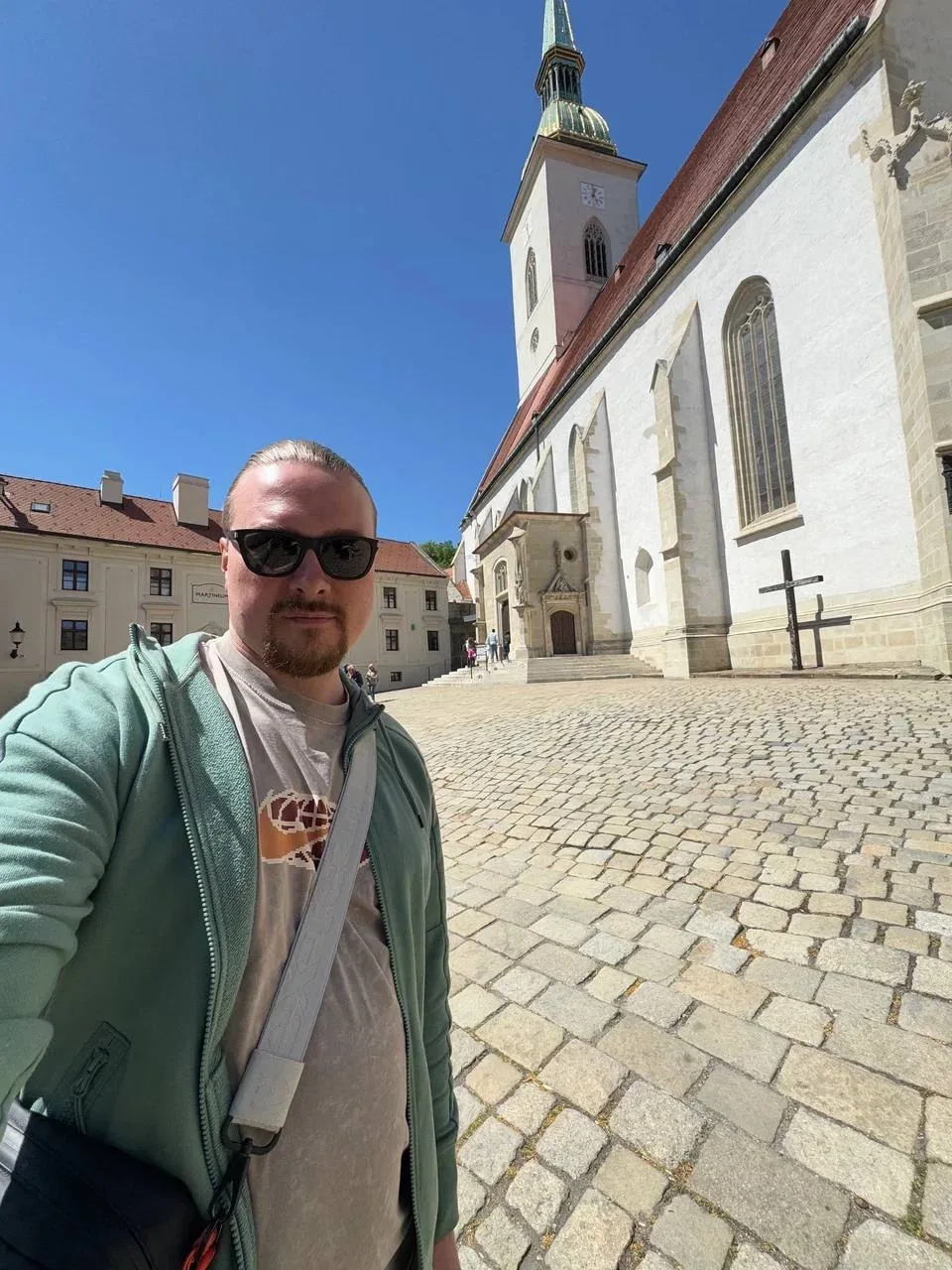 ⛪️ Главный собор Братиславы!