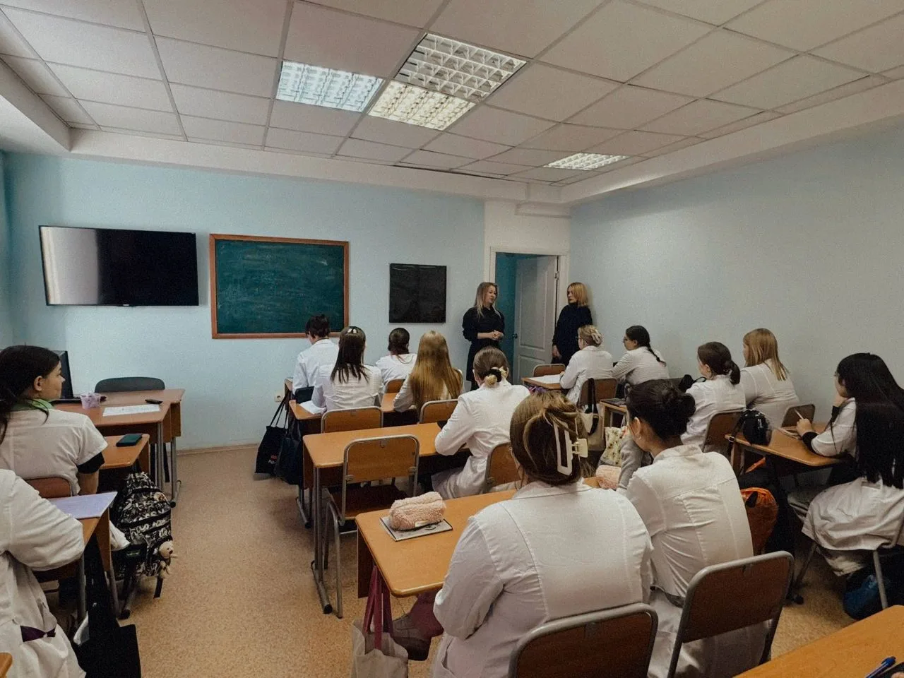 🥼 Привлекаем будущих фельдшеров на станцию скорой медицинской помощи  На этот раз наш руководитель о