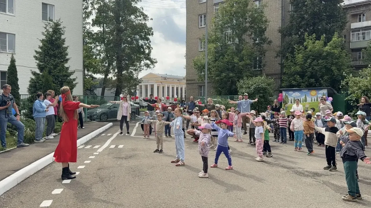 ☀️ Дошкольное отделение «Солнечный город»

Что общего у ромашки и семьи?

Ответ на этот вопрос ребят
