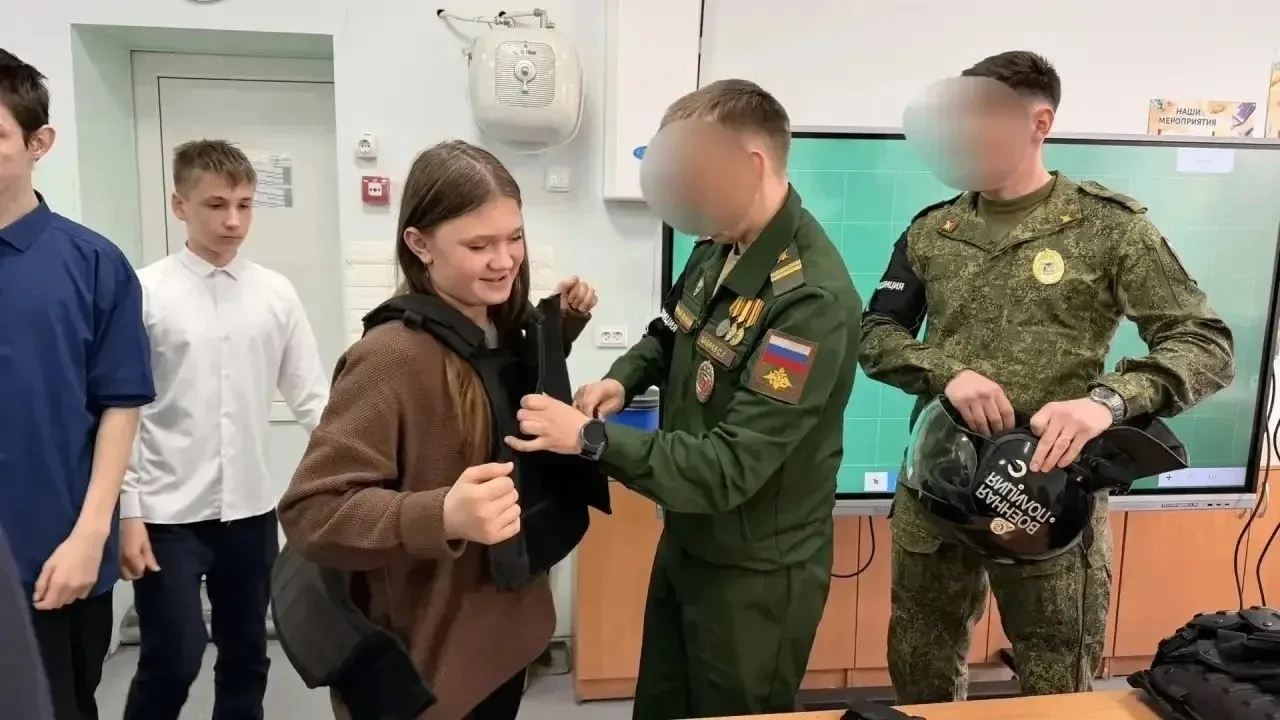 Урок мужества от военной полиции! В нашей школе прошла незабываемая встреча с представителями военно