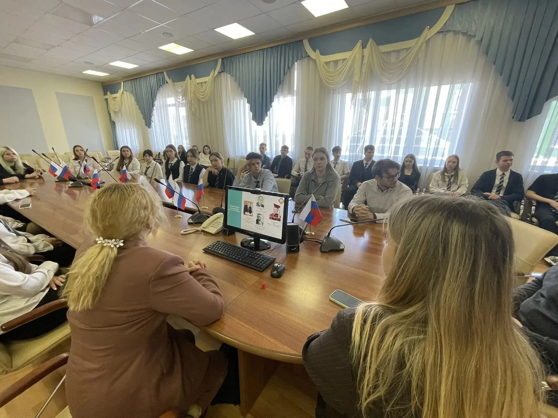 Знакомство с фармацевтической наукой. На базе МКОУ Бутурлиновская СОШ прошло профориентационное меро