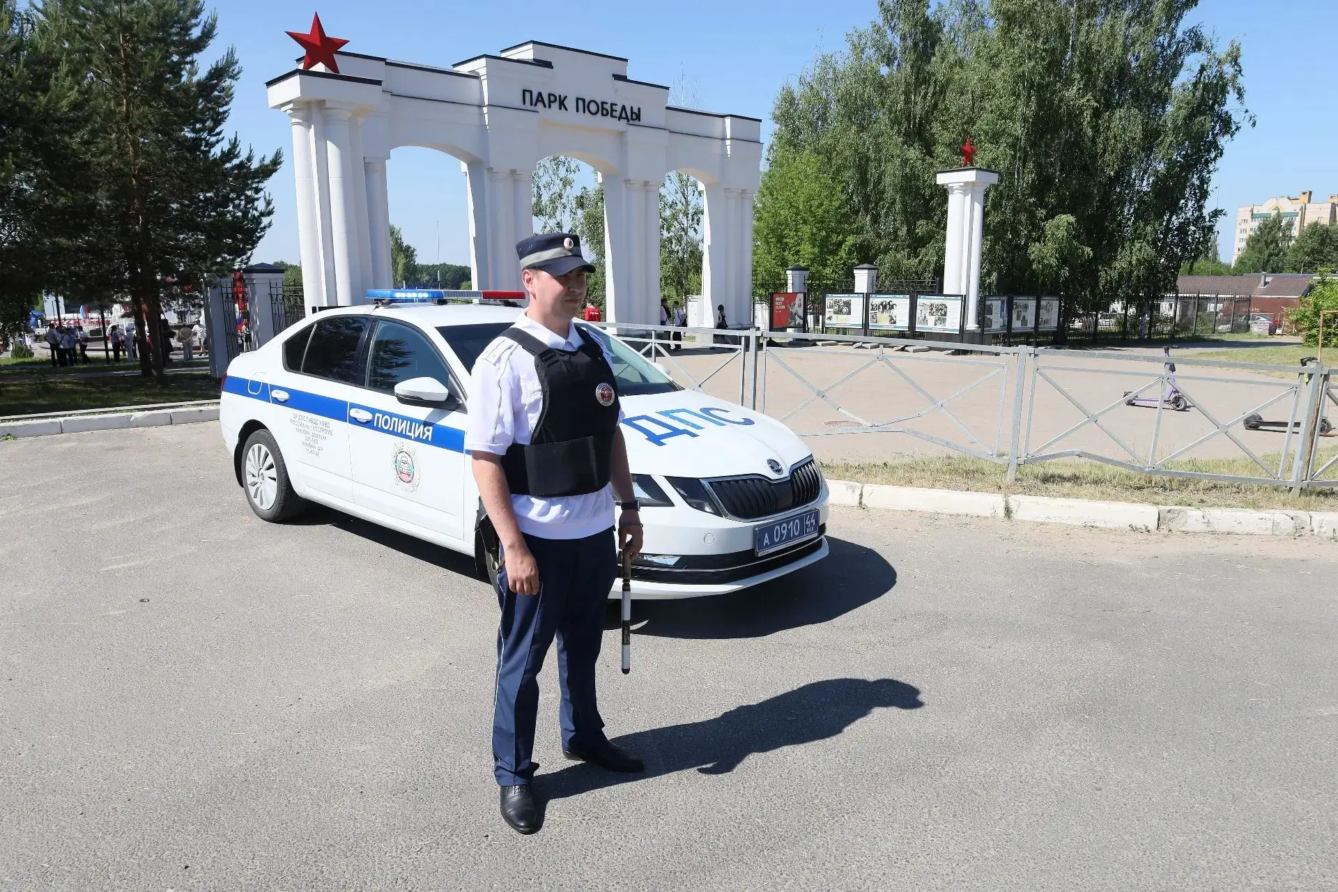Костромские полицейские обеспечили порядок на праздновании Дня России

Центральной площадкой праздни