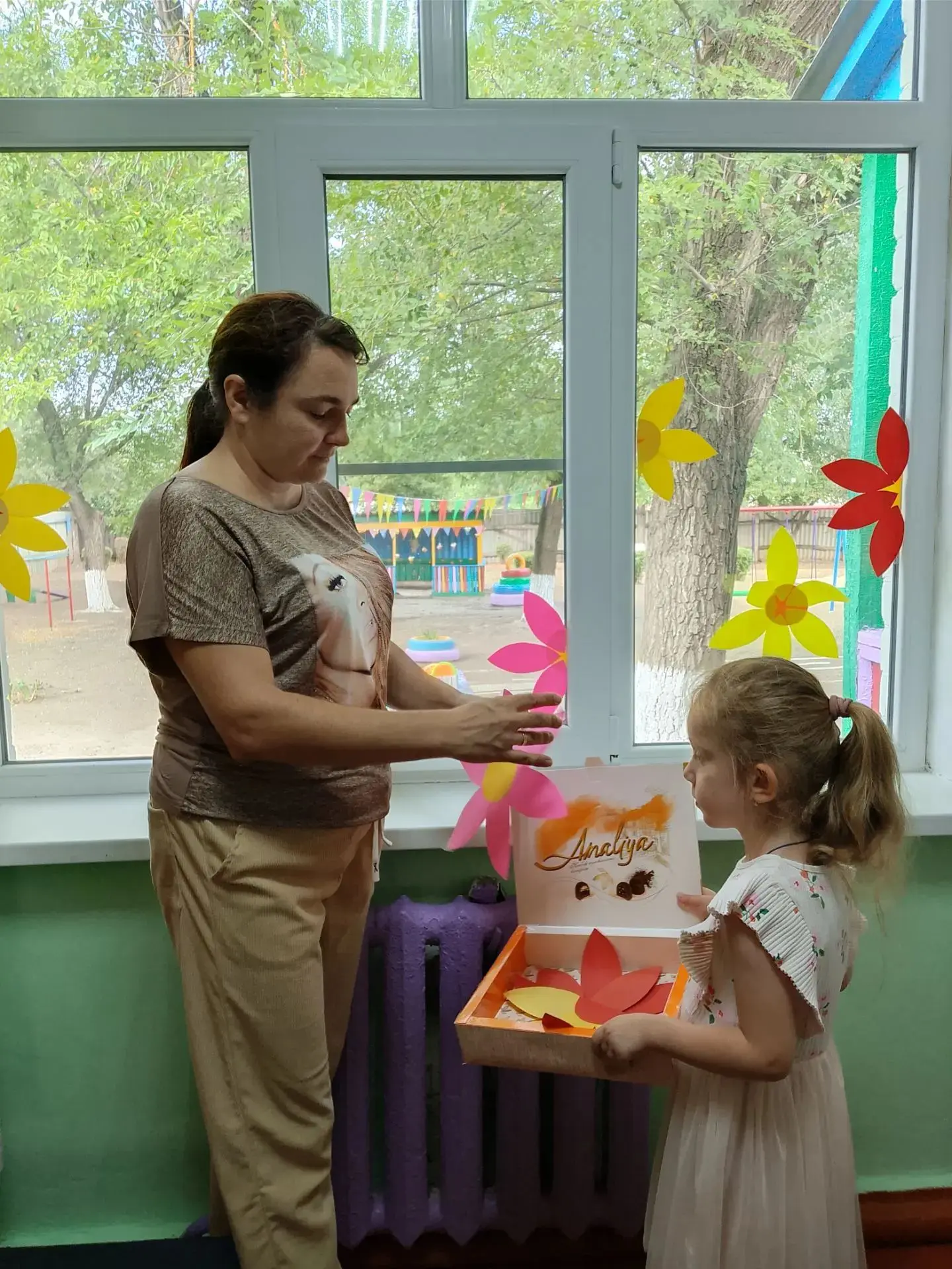 Прощаемся с последними деньками лета, начинаем готовиться к первым дням осени.