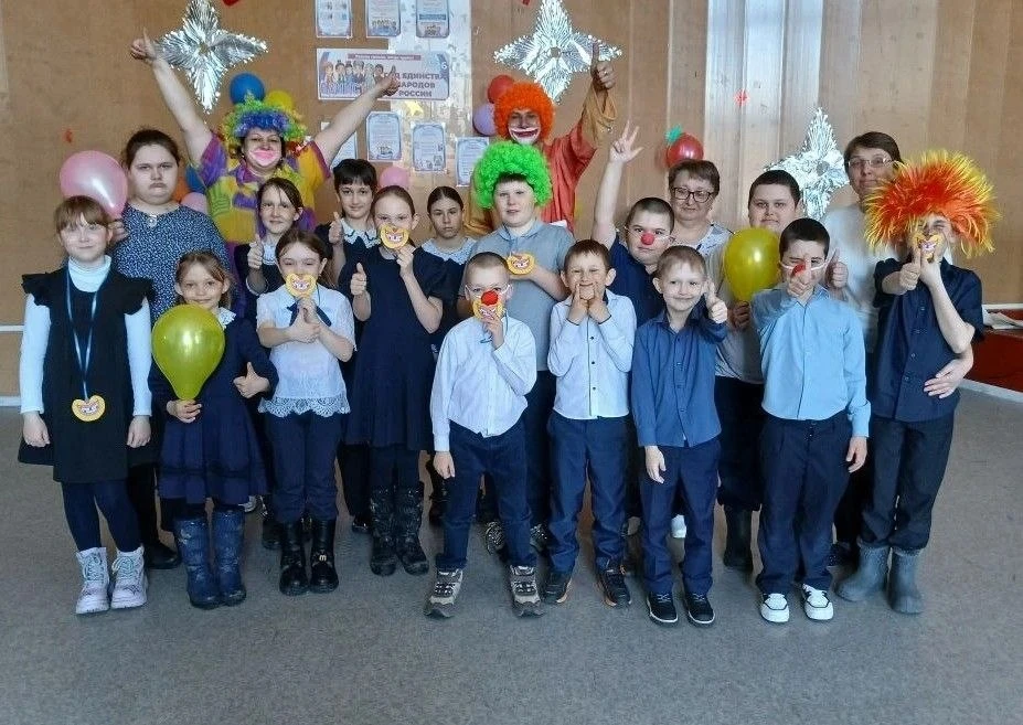 🎉 СЕГОДНЯ — САМЫЙ ВЕСЁЛЫЙ ДЕНЬ В ГОДУ! 🥳