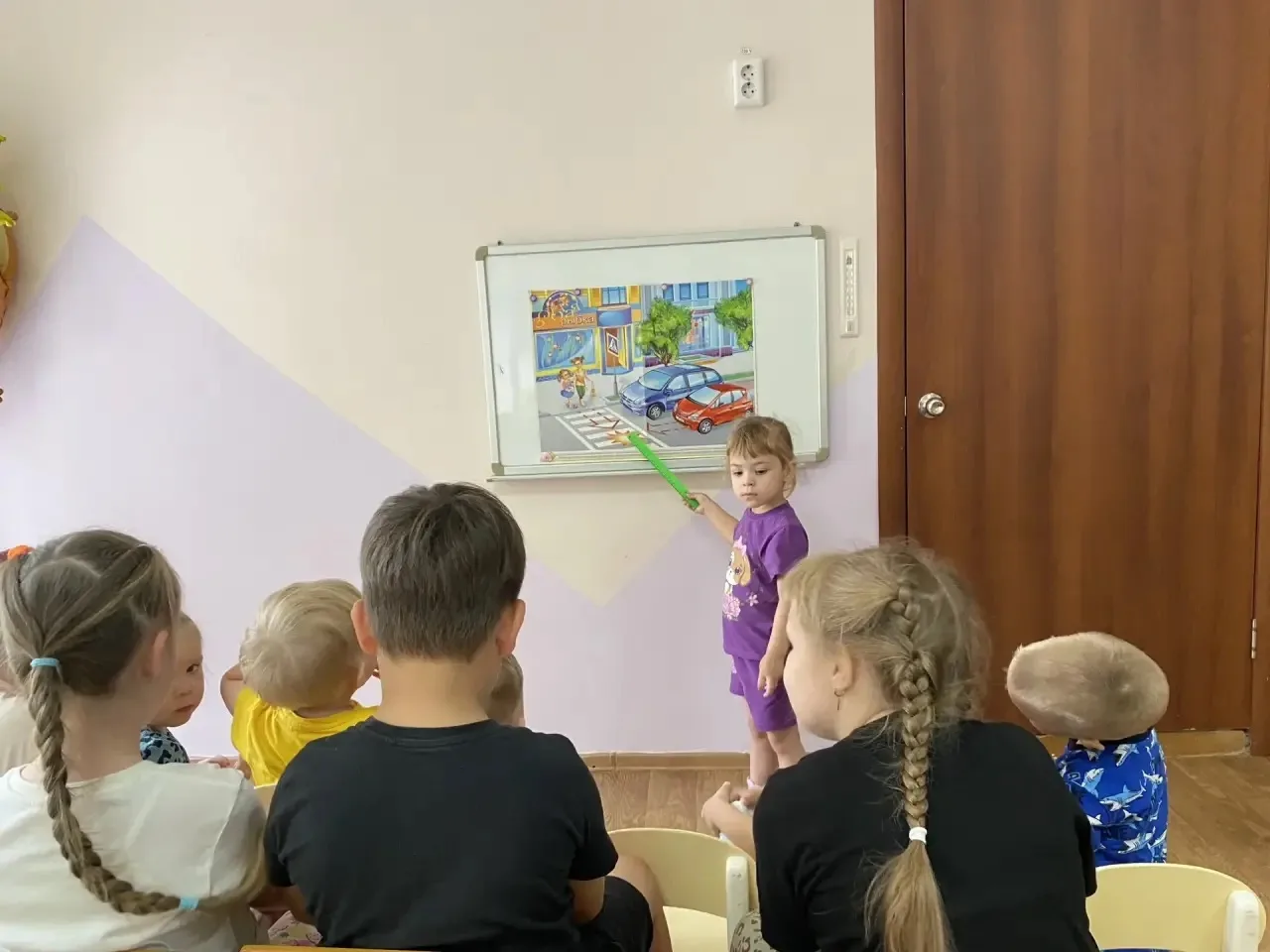 В группе «Фантазёры» прошла тематическая неделя «Юный пешеход».