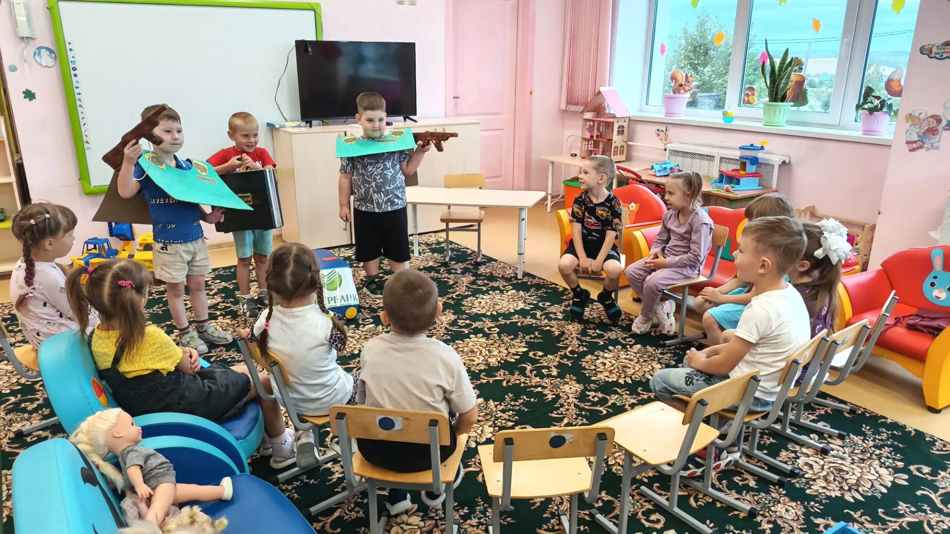 «День финансовой грамотности: знакомимся с профессией инкассатора»
