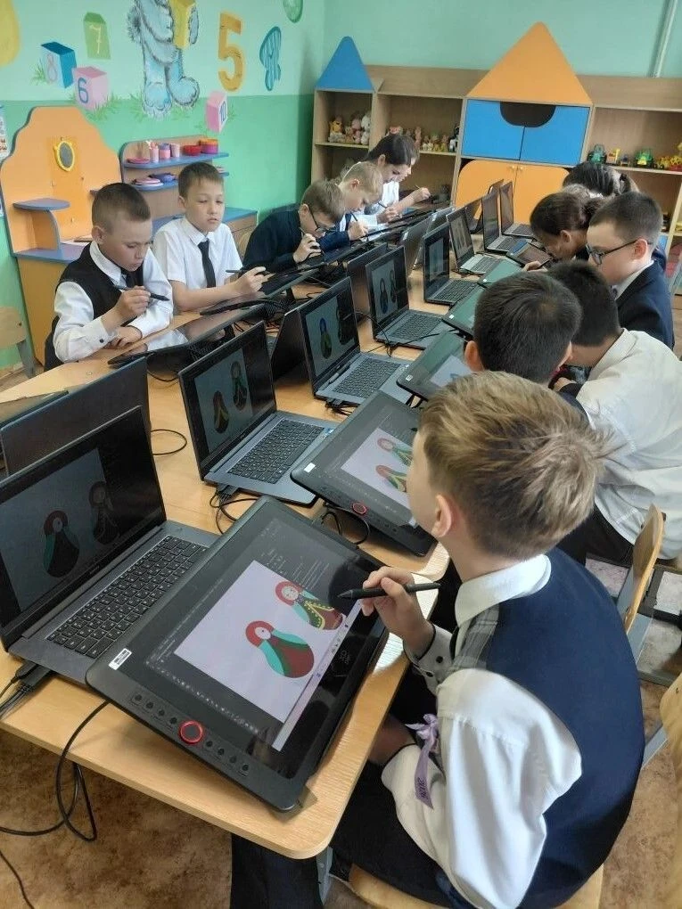 🎉В Доме пионеров и школьников прошло открытие регионального фестиваля творческих инициатив детей "Вм