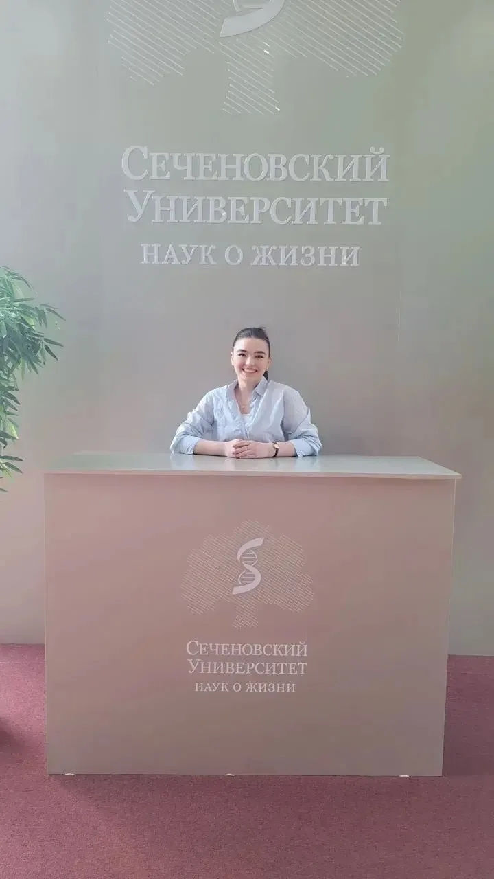 🏫Наши ученицы 10-х классов Федорова Алина (10 «Б») и Раджабова Анастасия (10 «А») впервые приняли уч
