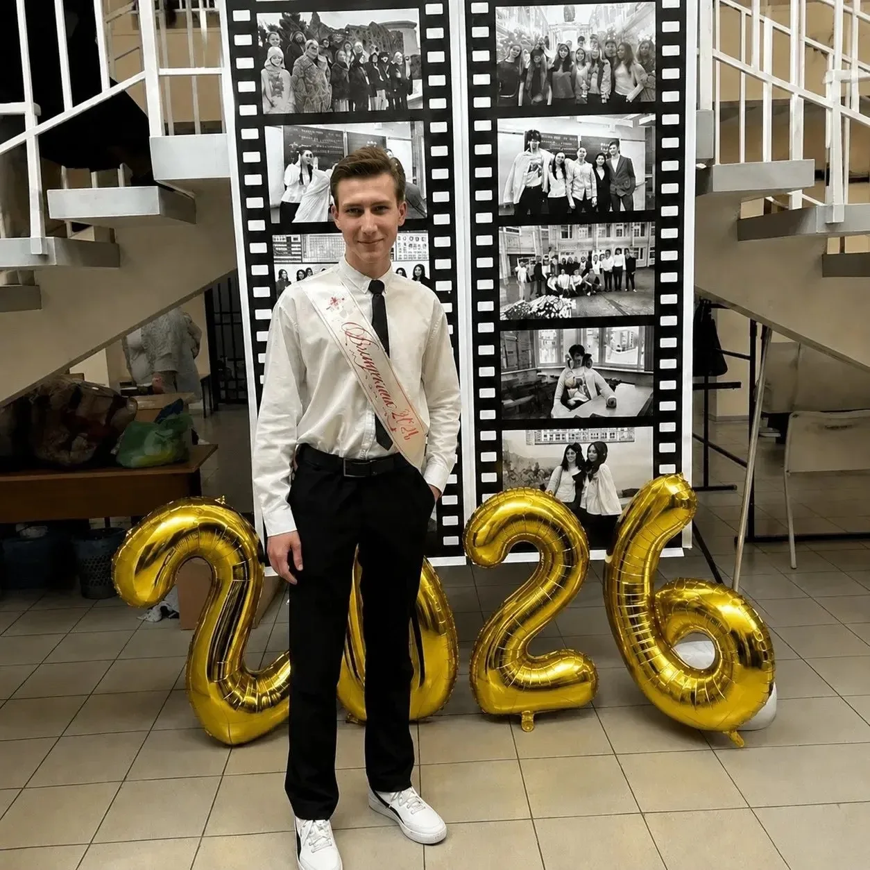 🏆 100 баллов на ЕГЭ по математике!

Гимназист из 11А класса Иван Тузов получил 100 баллов на ЕГЭ по