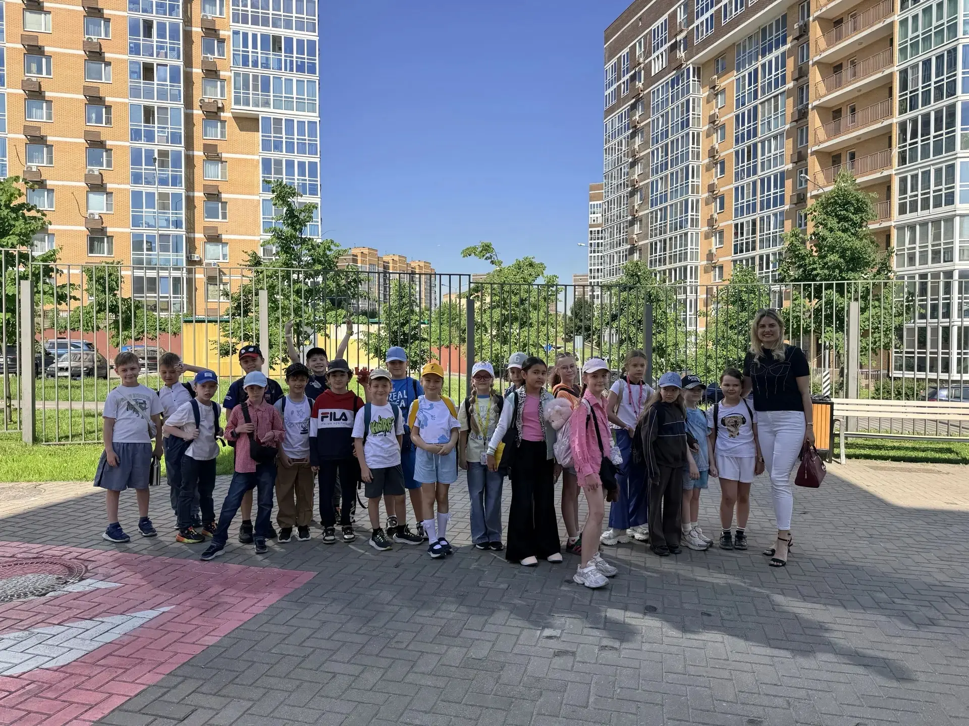 Летние путешествия по Москве. 2Л в музее "Огни Москвы"

☀Ученики 2Л билингвального класса продолжают