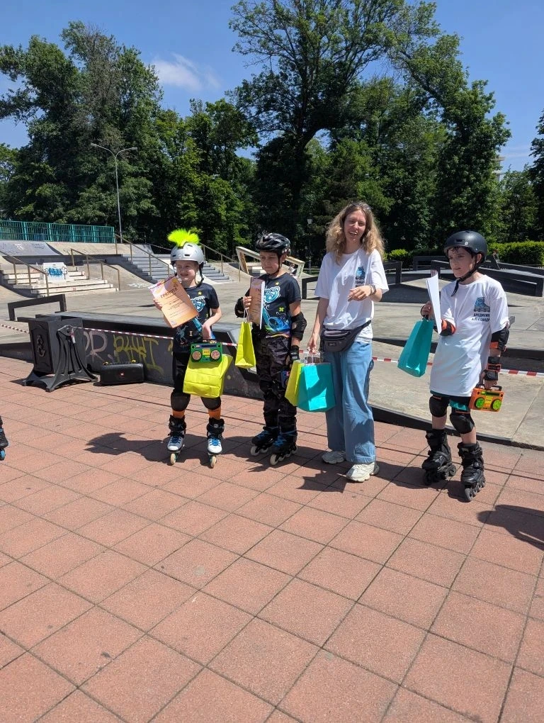 23 мая в г.Краснодаре в XSA Plaza состоялся Roller Fest .В соревновании приняли участия спортсмены К