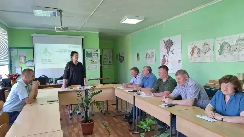 Недавно представитель Ковылкинского лесничества Виктор Михайлович Лобанов принял участи...