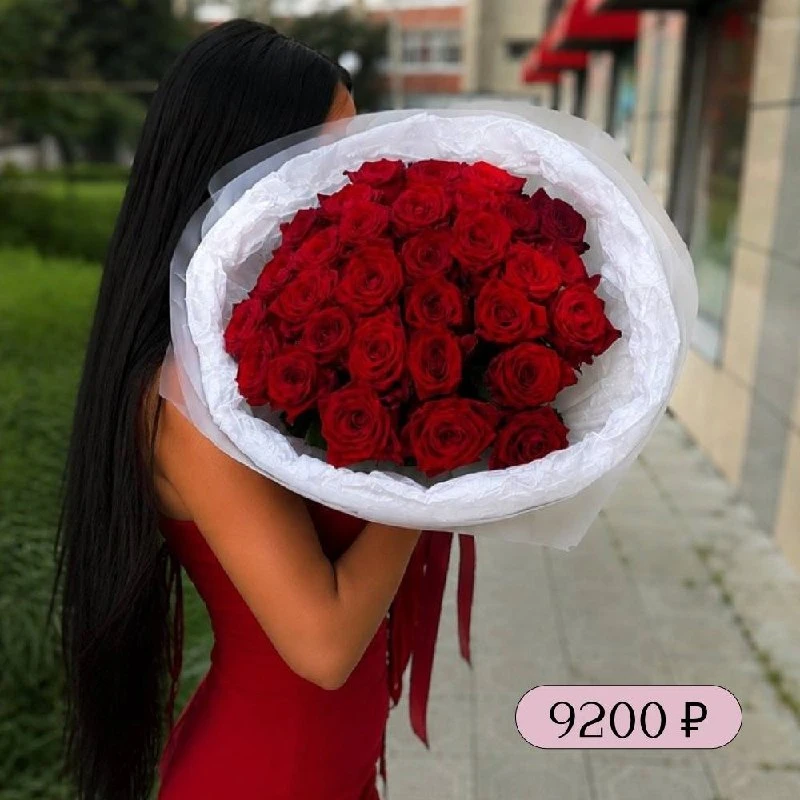 Лето — время цветов, лёгкости и тёплых встреч ☀️🍧🌸