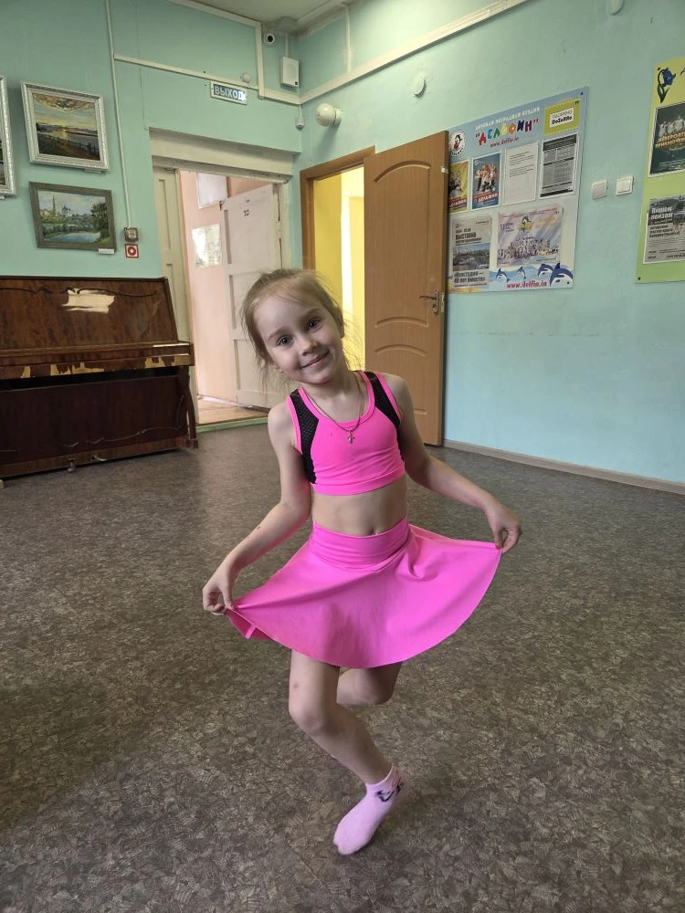 Сегодня у нас последнее занятие по танцам и уходим на каникулы