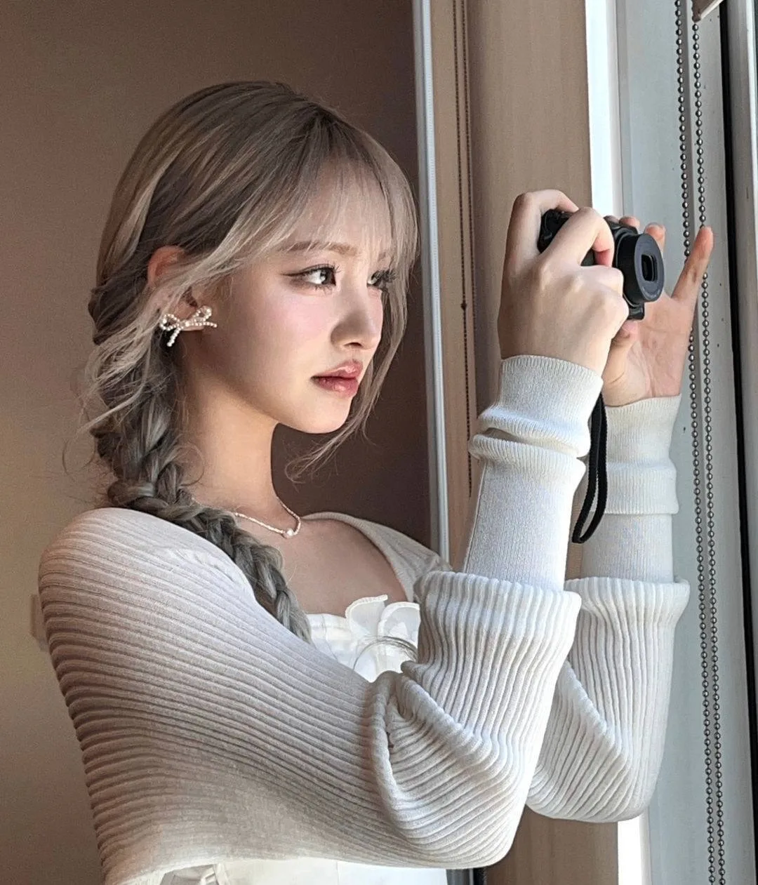 💎СКОЛЬКО НА САМОМ ДЕЛЕ ЗАРАБАТЫВАЮТ K-POP АЙДОЛЫ?
РЕАЛЬНЫЕ ЦИФРЫ — БЕЗ СЛУХОВ И ПАНИКИ 

🌟 Новички