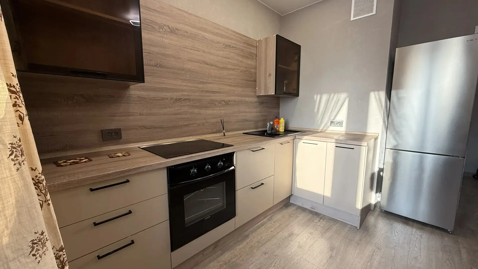 Г Казань Сдаём 1-комнатную квартиру по улице АДЕЛЬ КУТУЯ, 110 ЖК ПАРУСА. НОВЫЙ высотный дом улучшенн