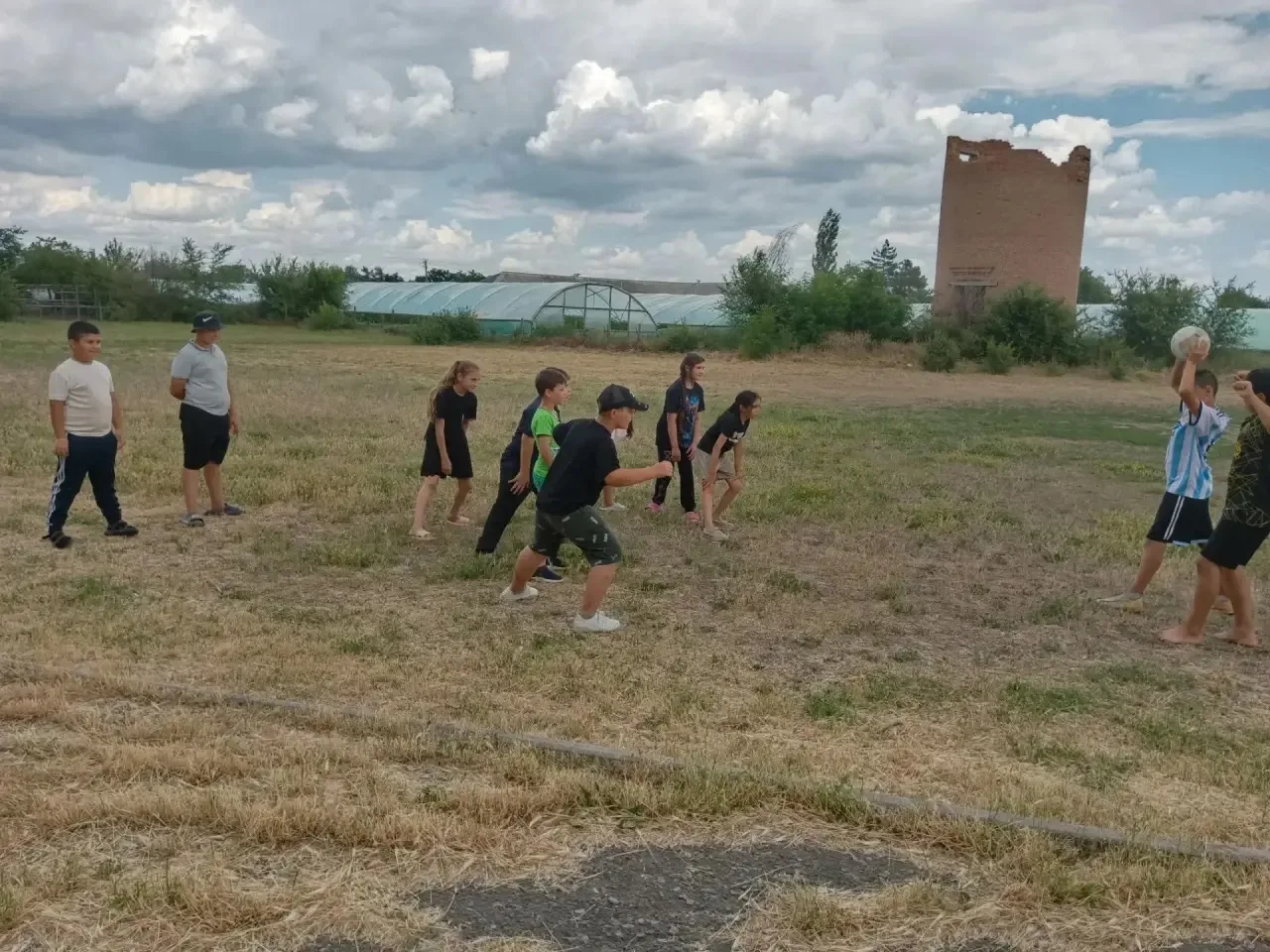 Дети XXI века имеют слабое представление о народных играх, забавах, развлечениях, составляющих основ
