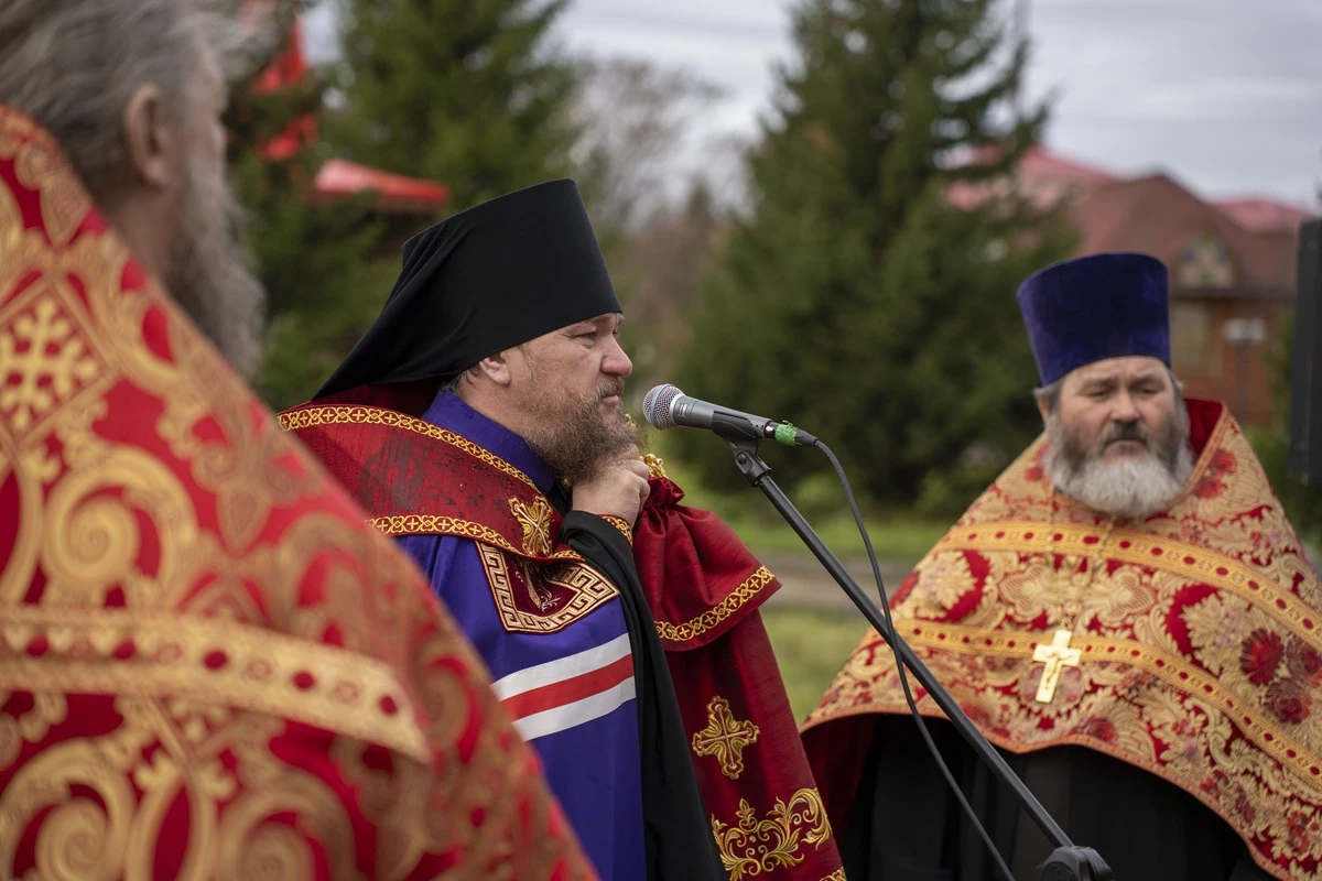 В Нарьян-Маре открыли памятник царю Николаю II