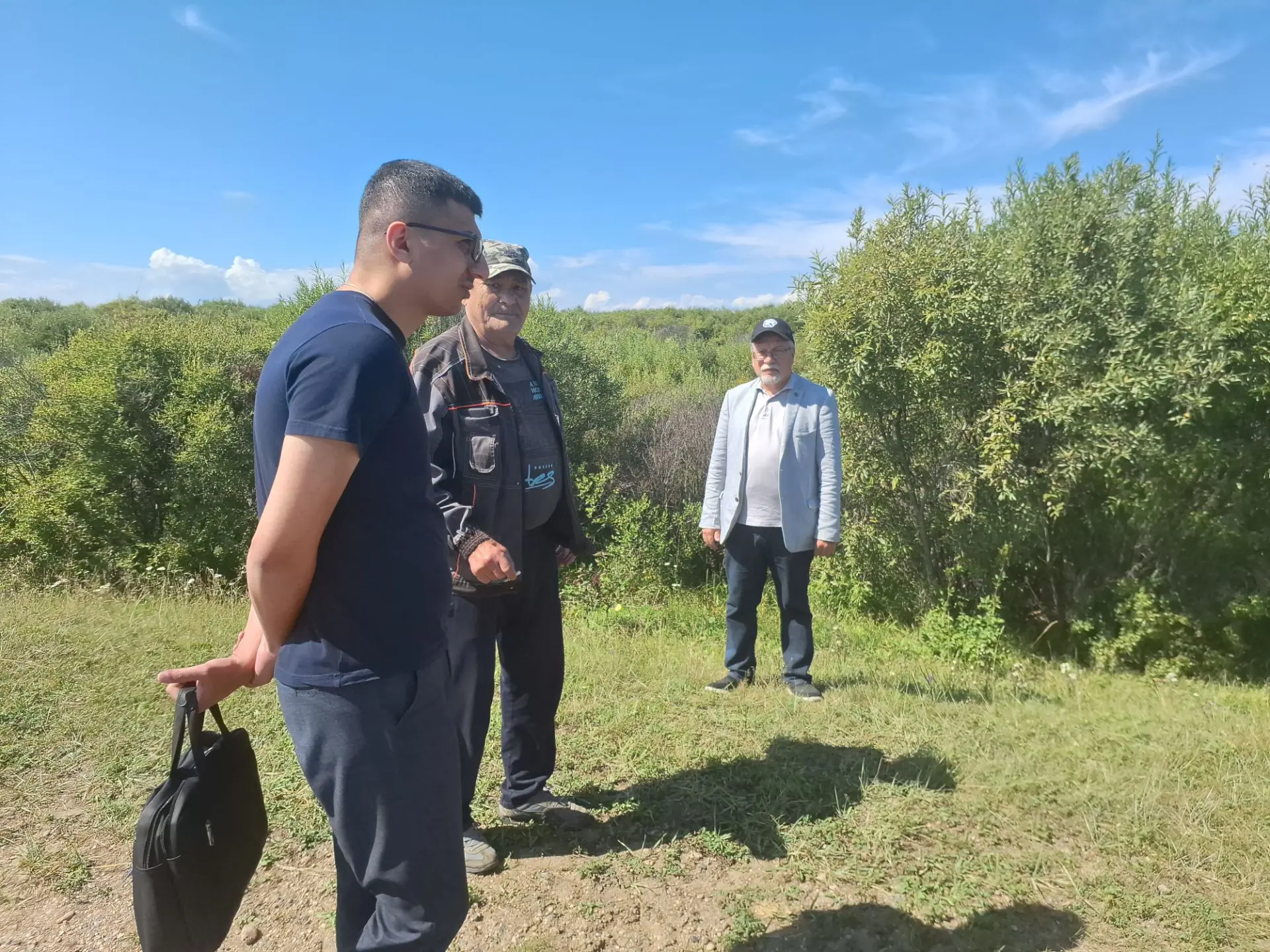 ⚡️Нарушения на Кабанской дамбе в Бурятии: «ЗЕЛЁНЫЕ» провели выездную проверку с сотрудн...