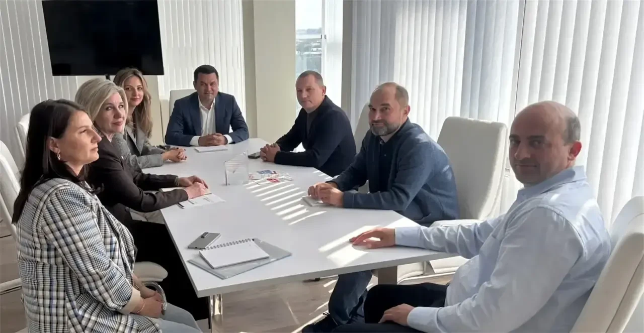 На этой неделе вместе с коллегами ВЦНСП работали в Донецкой Народной Республике.