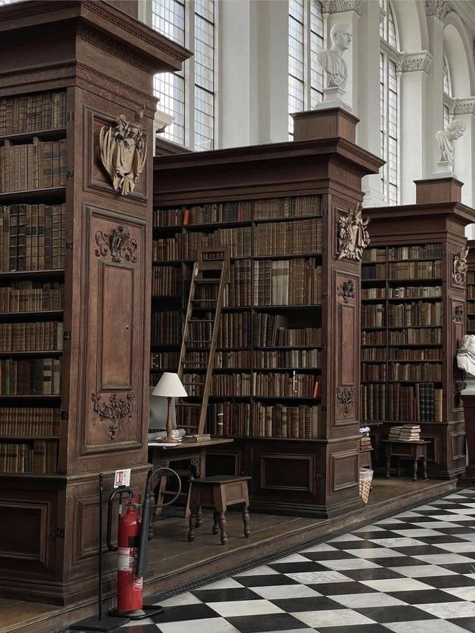 Бодлианская библиотека 🪐 📚

✨ // 🕯️ • Библиотека Бодли — библиотека Оксфордского университета.

�