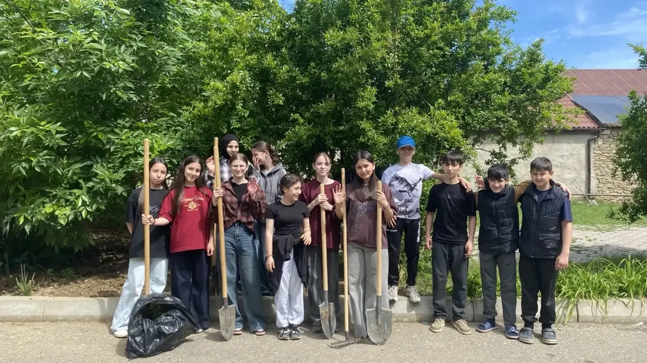 Учащиеся 7 «Б» класса приняли участие в субботнике 24.05.2026г.