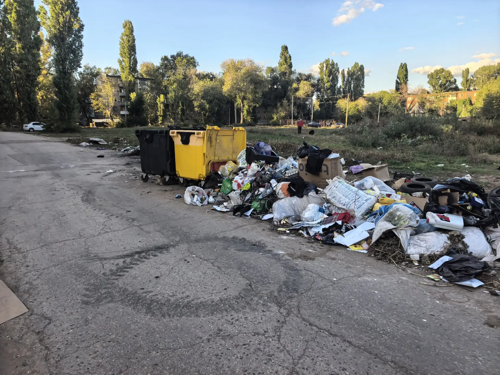 Добрый день. Хотелось бы придать огласке нашу проблему. 2-й микрорайон Урицкого, округа...