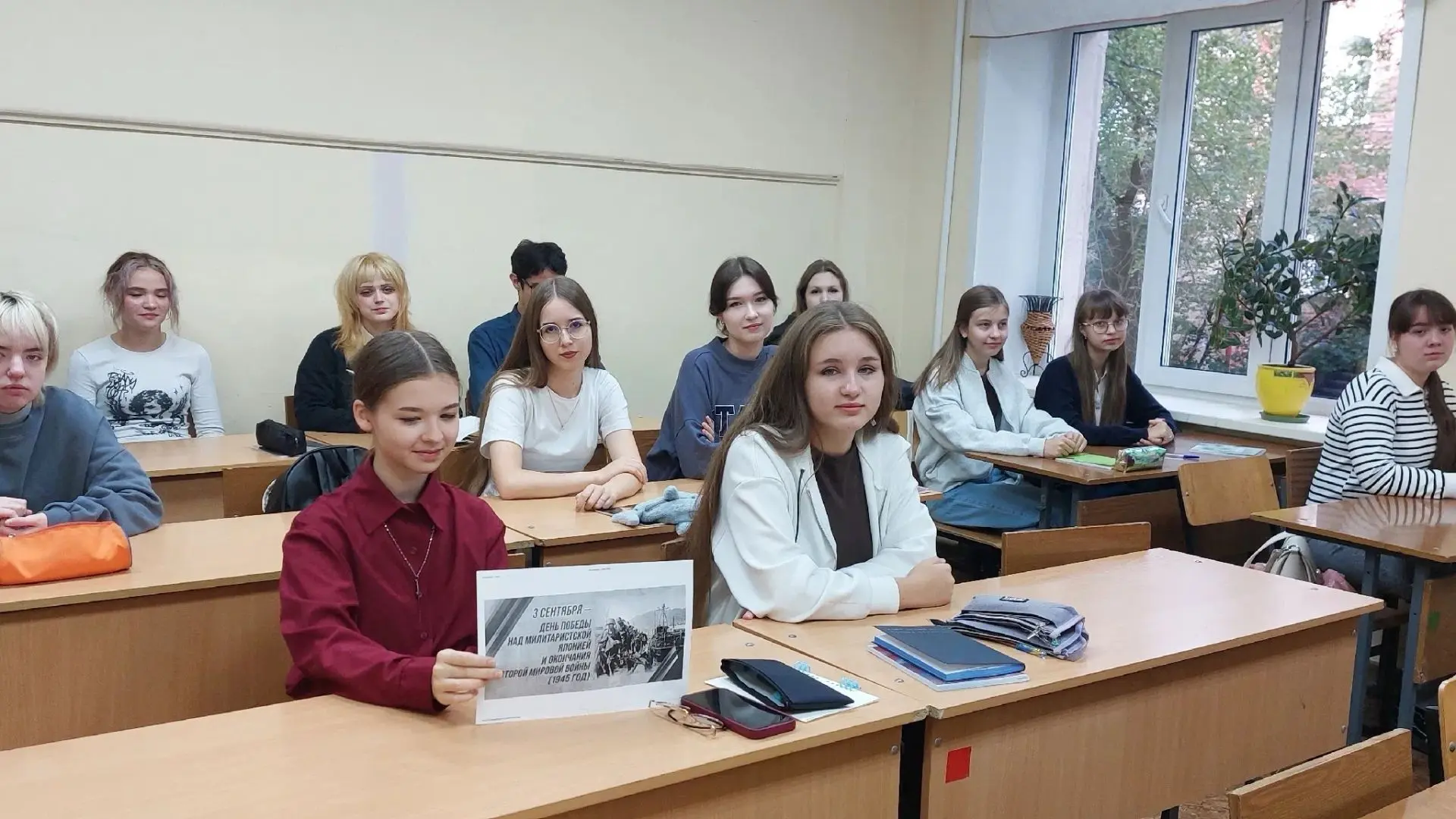 3 сентября в Нижнетагильском колледже искусств отметили сразу две памятные даты: оконча...