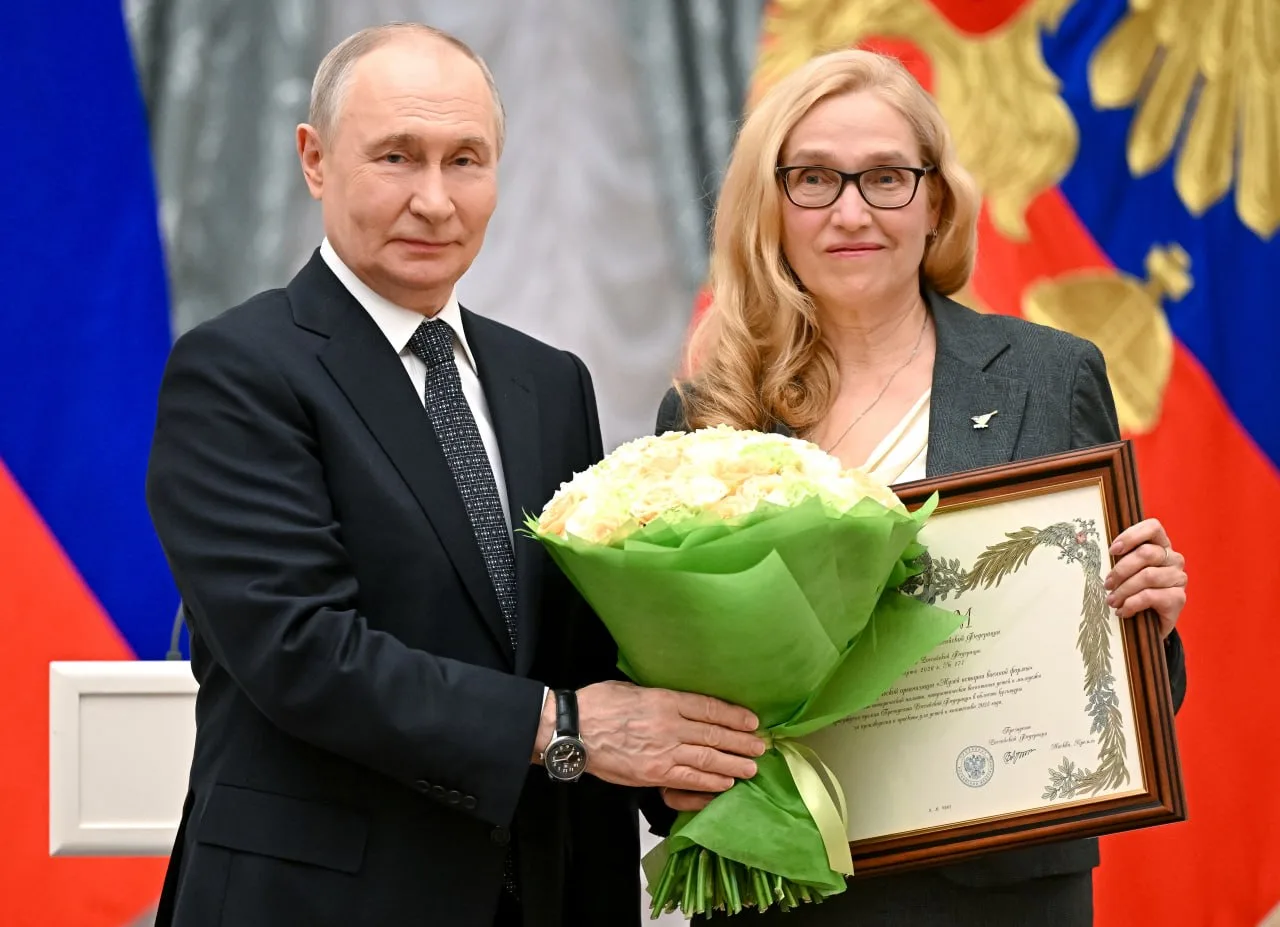 Владимир Владимирович Путин вручил премии Президента для молодых деятелей культуры и в области литер