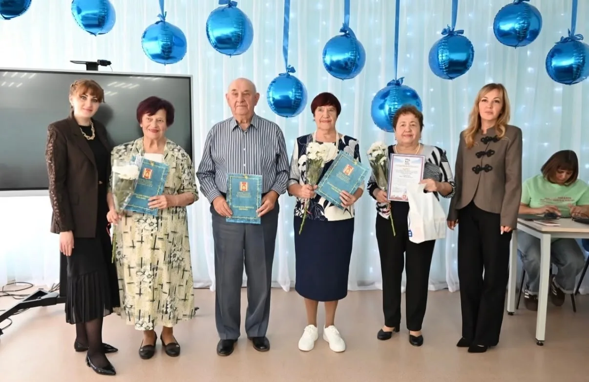 👏🏼🍁 Золотая осень мудрости: в Катав-Ивановске чествовали старшее поколение!