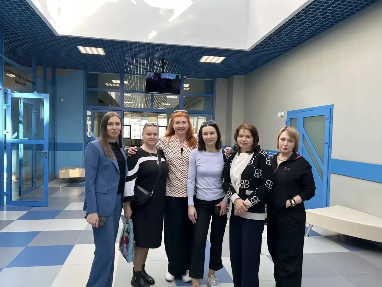 В рамках XVI Петербургского международного образовательного форума учителя нашей школы посетили множ
