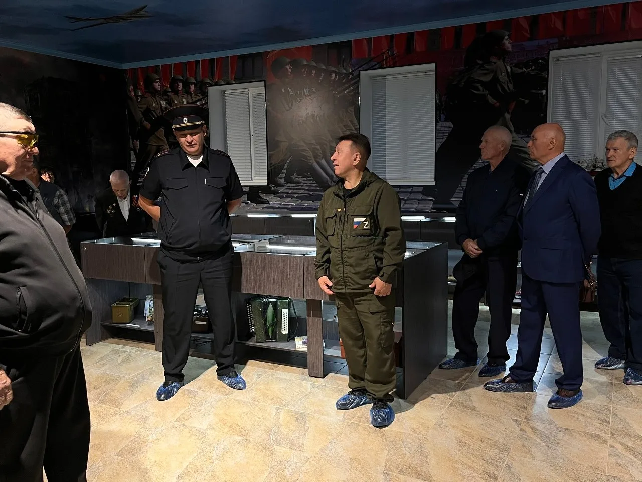 👏 В Бугульме поздравили ветеранов МВД с Днём пожилых людей