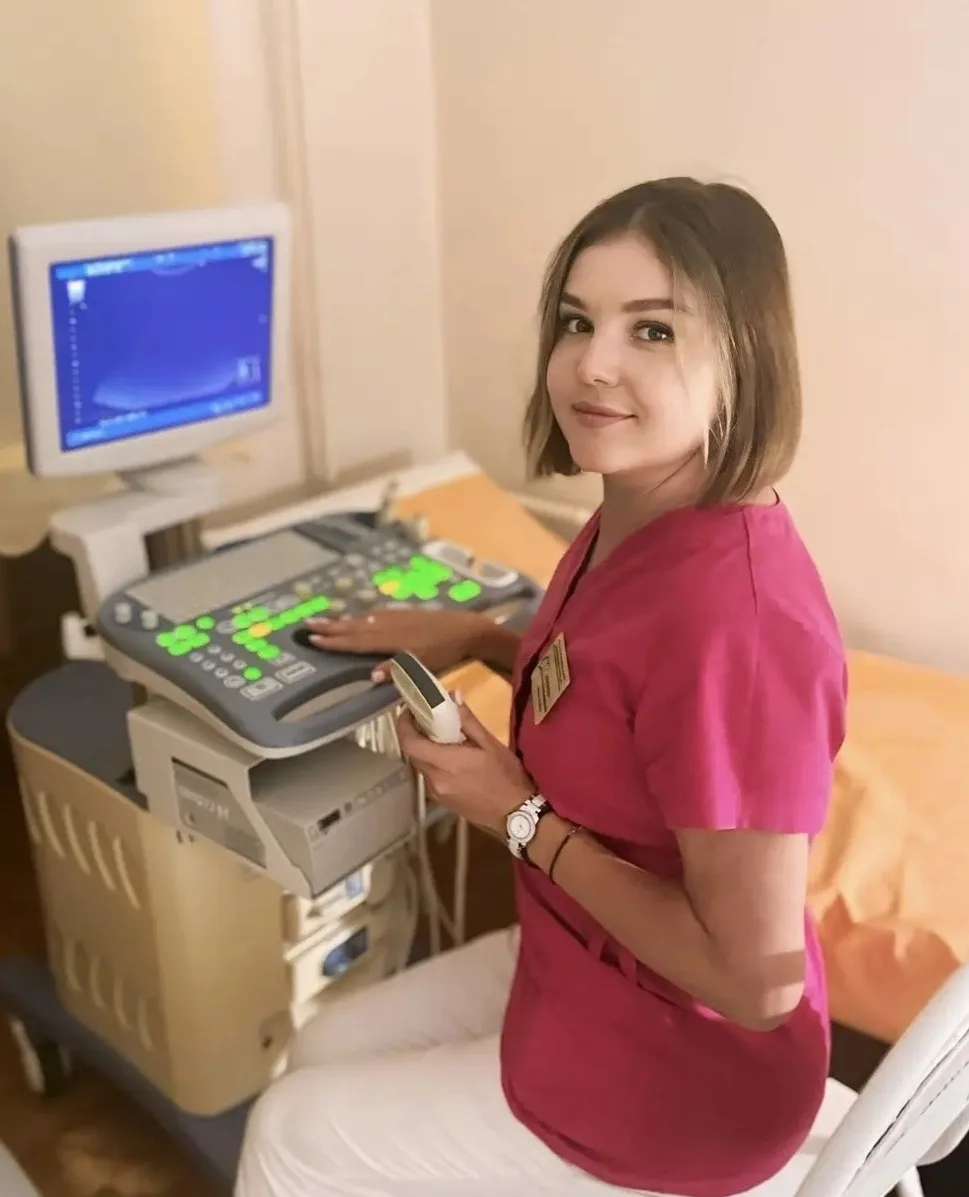 Уважаемая Елена Александровна! 

Сегодня прекрасный день, чтобы сказать вам много тёплых слов! От вс