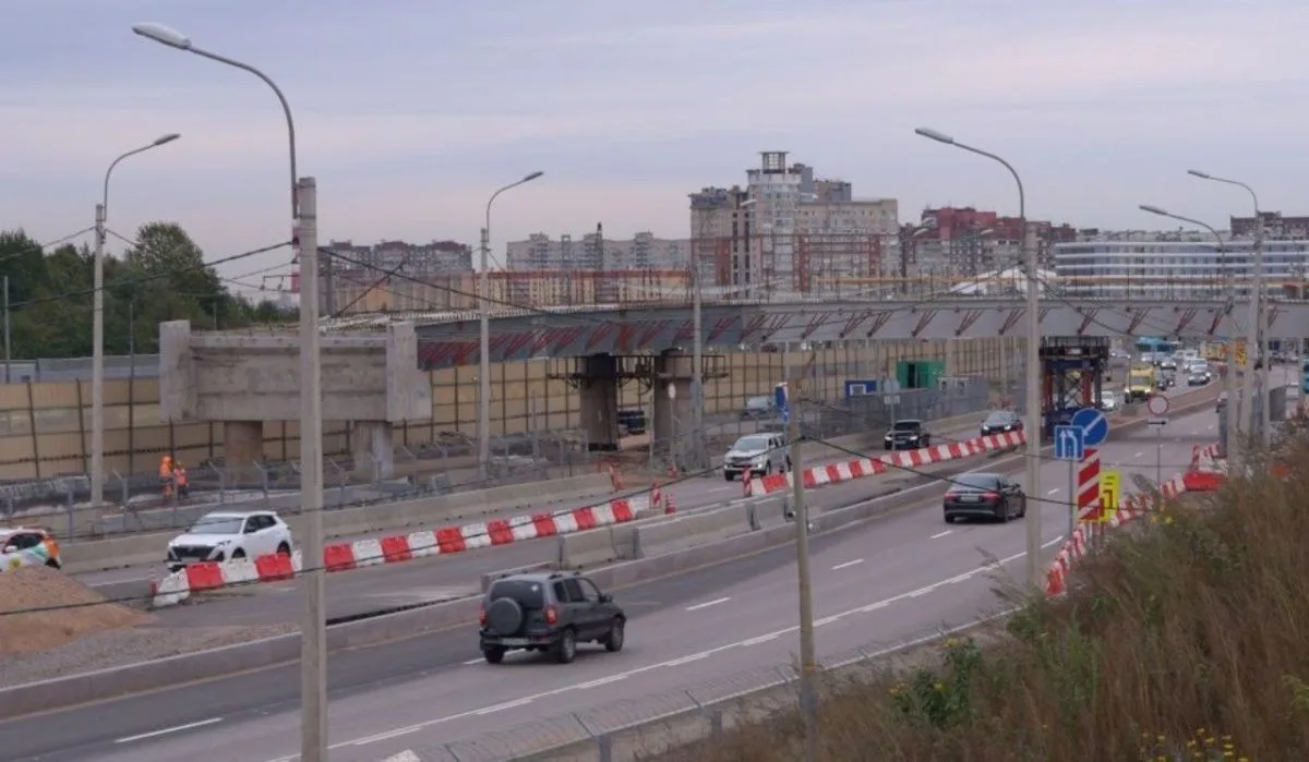 Магистраль М-32 на севере Петербурга построена на 50 процентов