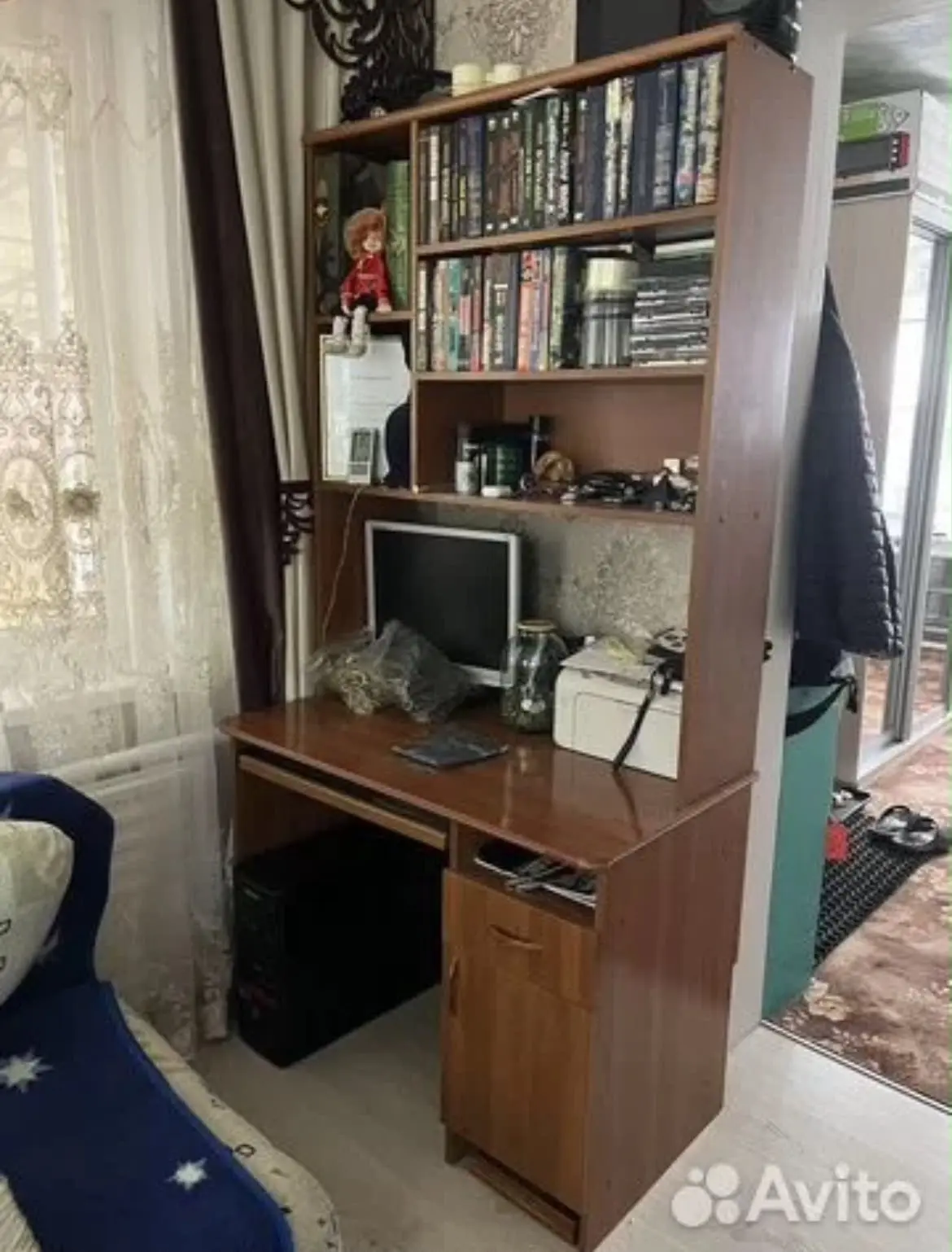 Стол 2000р