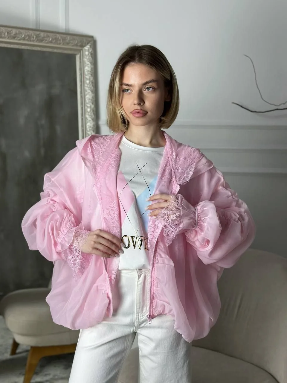 Этот бомбер цвета bubble gum — просто любовь 🩷