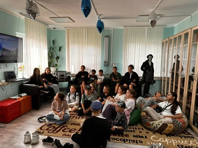 В Центральной межпоселенческой библиотеке с. Аксарка состоялось мероприятие для подрост...