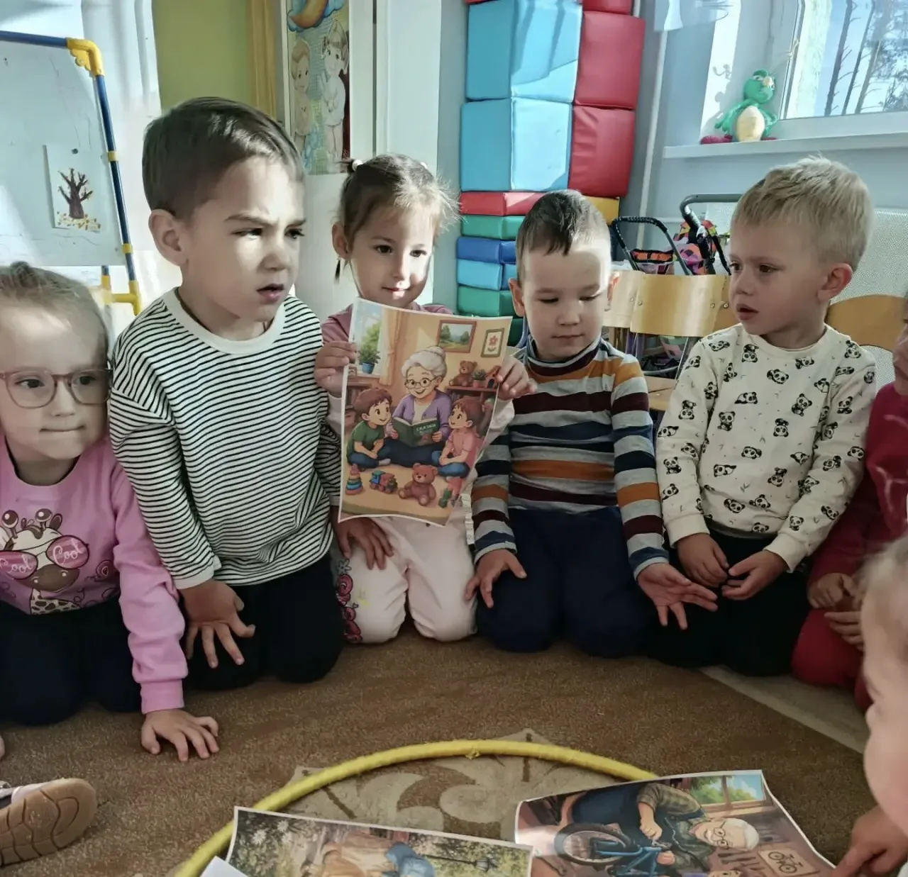 И снова «Добрые игры»! Наши #Светлячки в гостях у бабушки и дедушки 👵👴