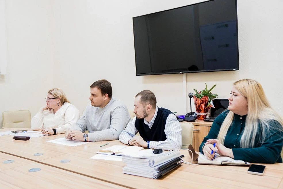 На личном приеме рассмотрели обращения наших жителей   Старшую по дому по адресу: Ильича, 32 беспоко