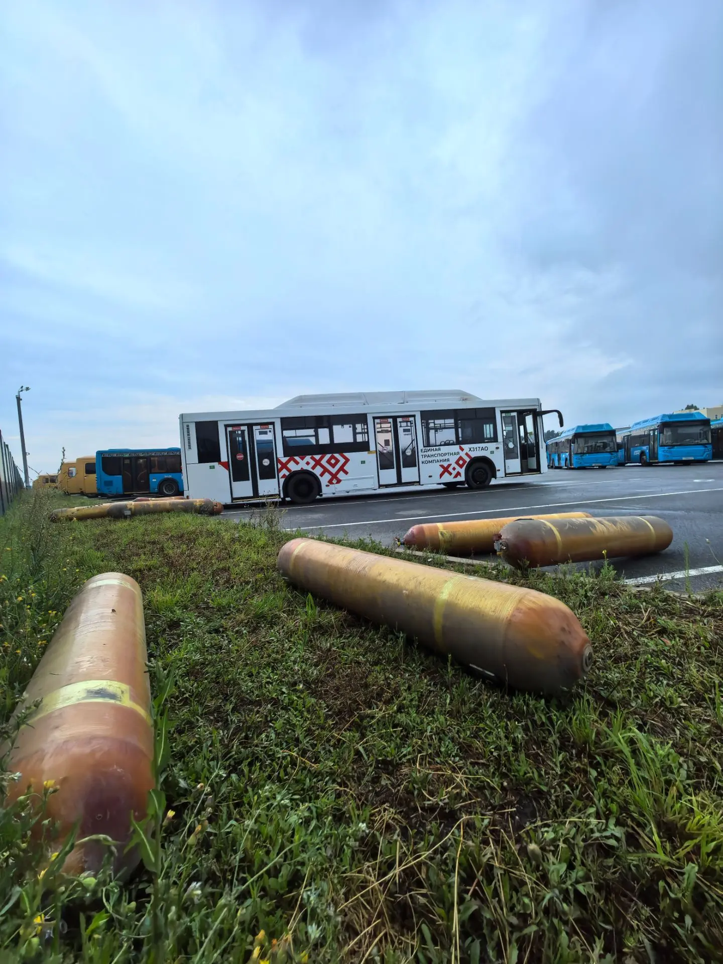 Разгазировали автобус ЕТК. Зачем?! Пишем варианты в комментариях и следим, скоро будет подобный виде