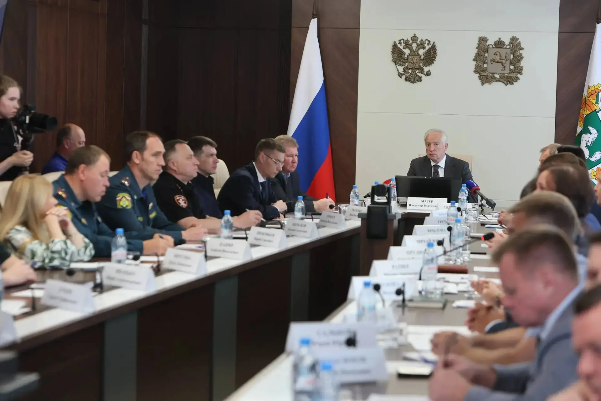 Сегодня провели внеочередное заседание комиссии по чрезвычайным ситуациям, обсудили мер...