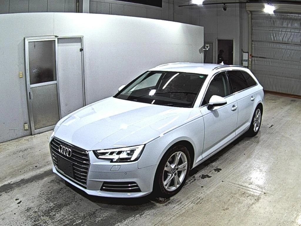 🚘 Audi A4 (Avant)