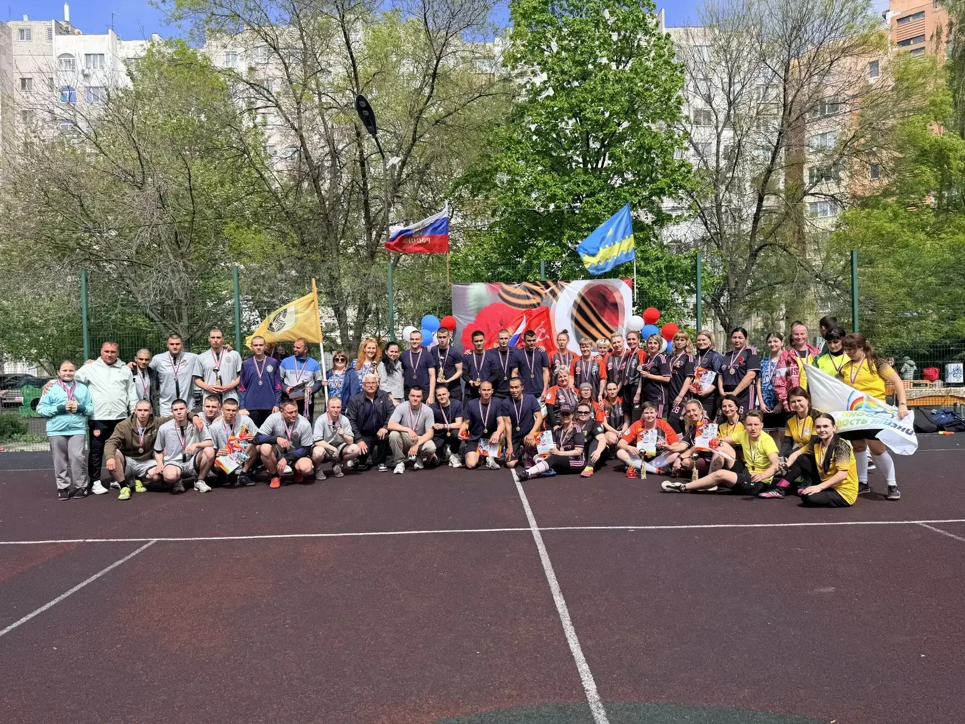 ⚽️11 мая в г-к Анапа состоялся турнир по мини-футболу, в том числе среди любительских женских команд