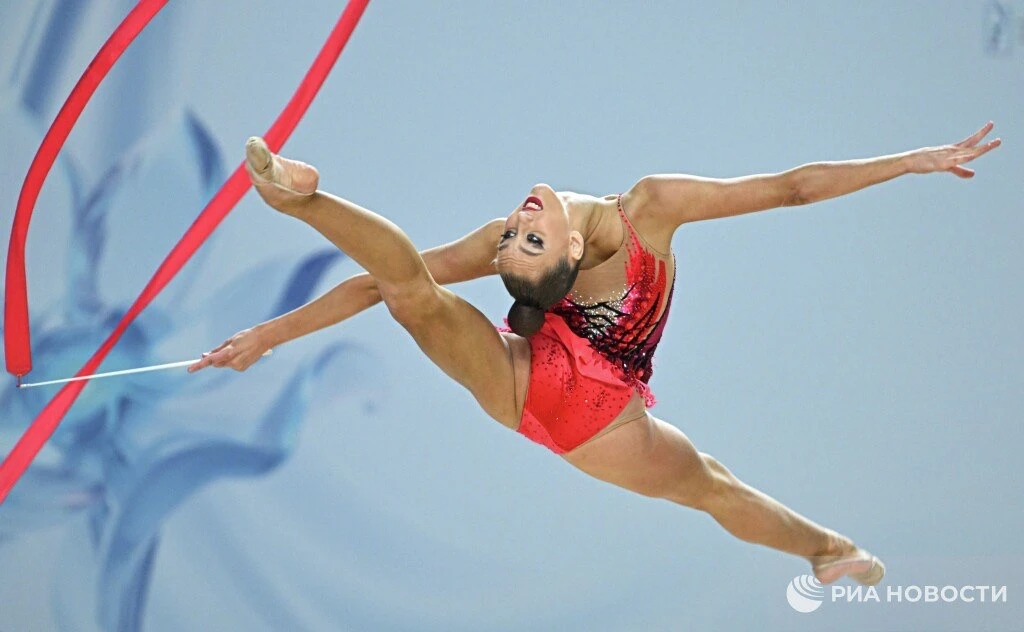 Российских гимнастов допустили до соревнований с флагом и гимном  Решение World Gymnastics распростр