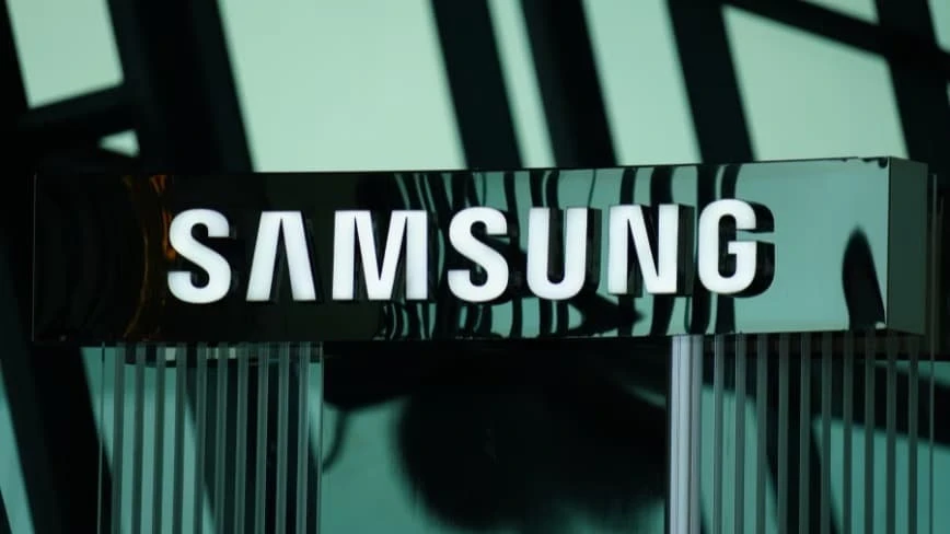 Samsung повысила цены на чипы до 15%