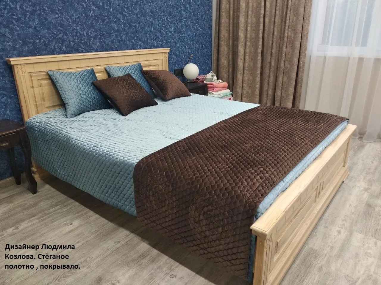 В продаже стёганое полотно шириной 2,8м, выбор по каталогам, под заказ.