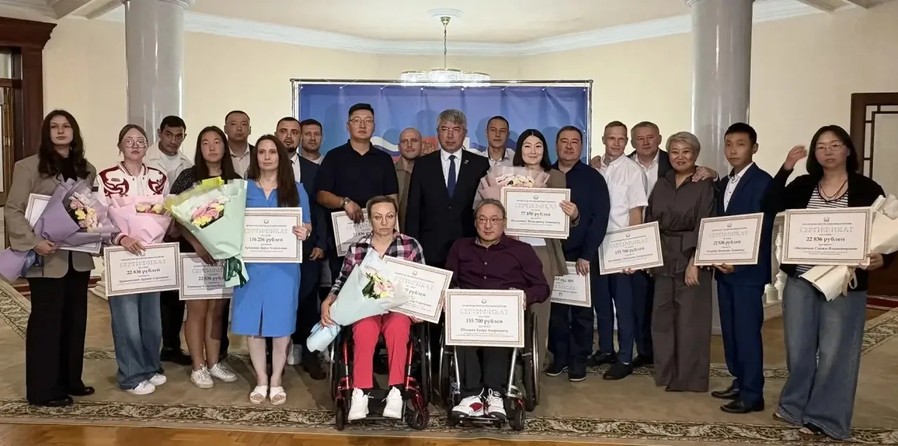 С большой гордостью получила сегодня спортивные премии от Главы Бурятии Алексея Самбуев...