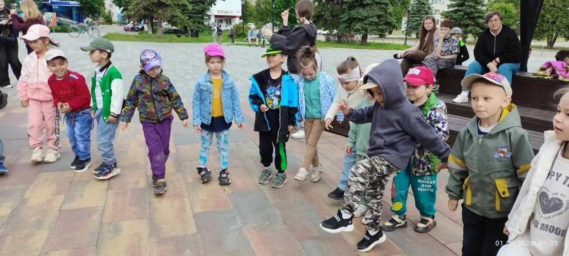 💃 «Раз, мел, два — танцуй!»: как наши воспитанники провели День защиты детей с  ВКДЦ.💥