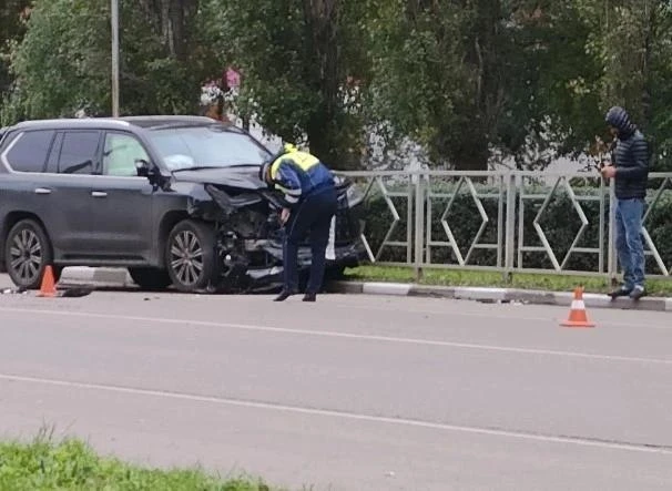 Вчера в ДТП между «Лексусом» и «Дэу» на Осипенко в Грязях пострадало 3 человека