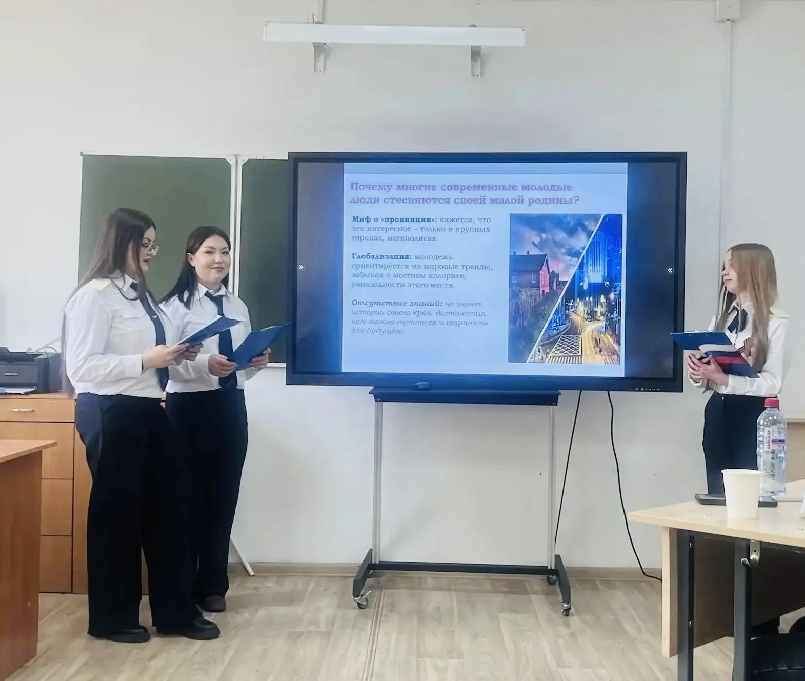 🌍🎓 Команда УУКЖТ блистает на кейс‑чемпионате! ✨🏆  13 мая на базе Байкальского колледжа недропользова